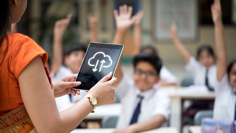 5 ways cloud migration can maximize efficiency for education sector in the era of hybrid learning